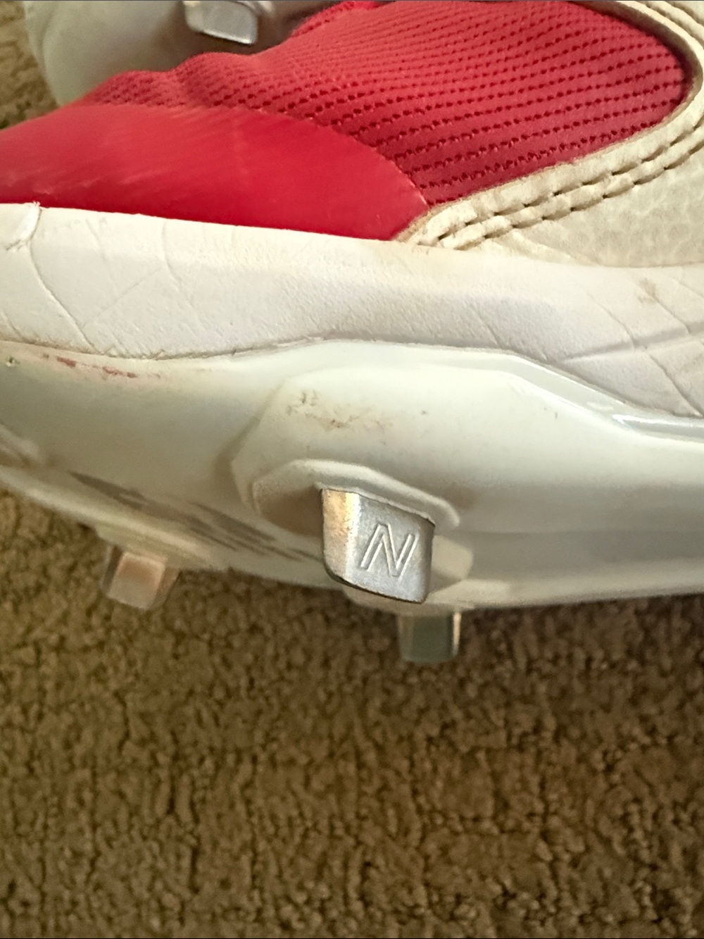 New Balance mens Red and White Baseball Cleats foam fresh 9.5 - Picture 6 of 7